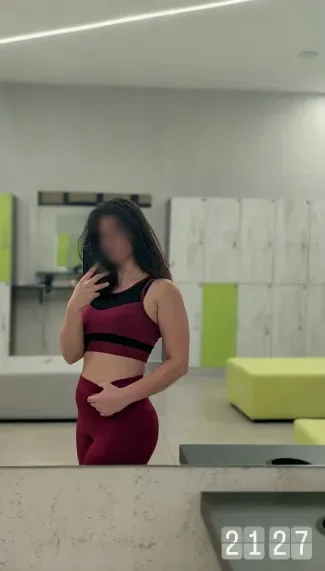 Alena, 28