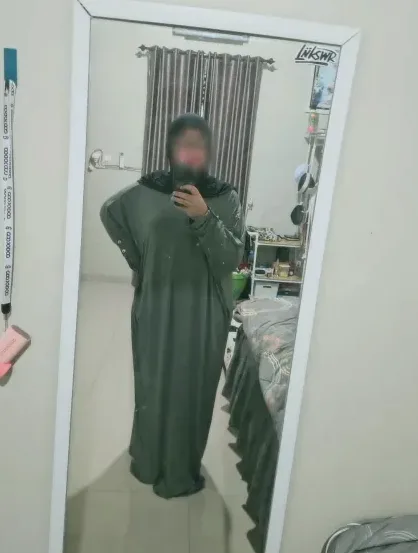Amira, 26