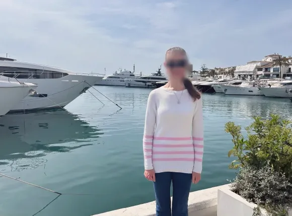 Ayse, 36