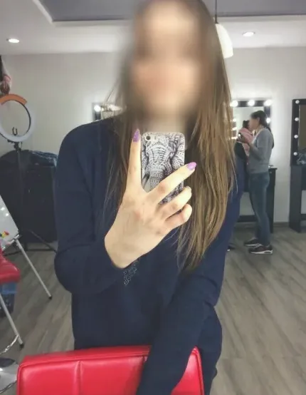 Christina, 29