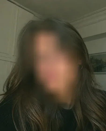 Daniela, 30