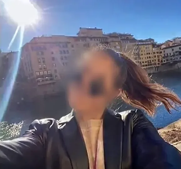 Fatma, 27
