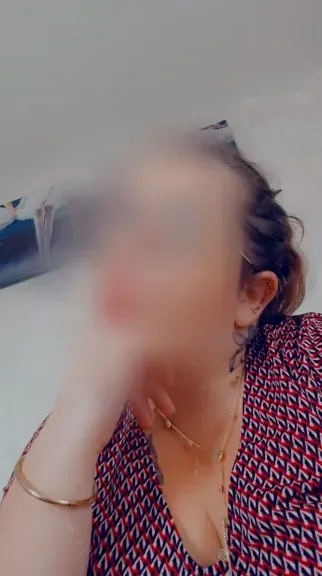 Isabell, 24