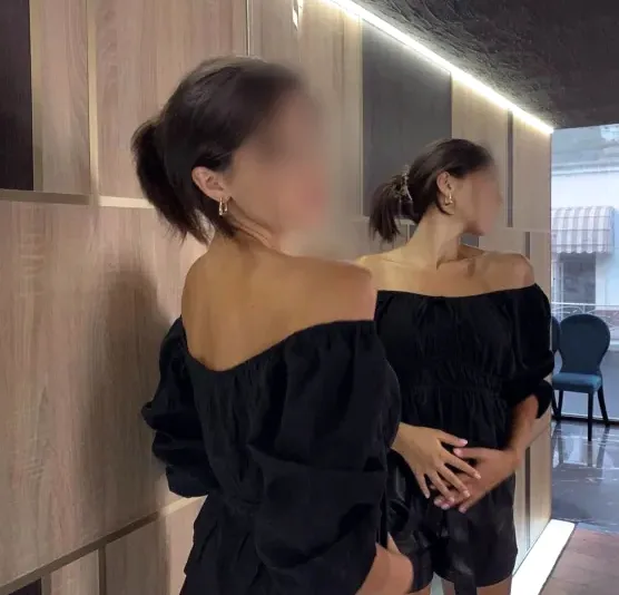 Lena, 33