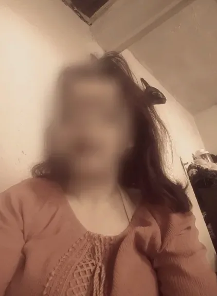 Lotta, 39