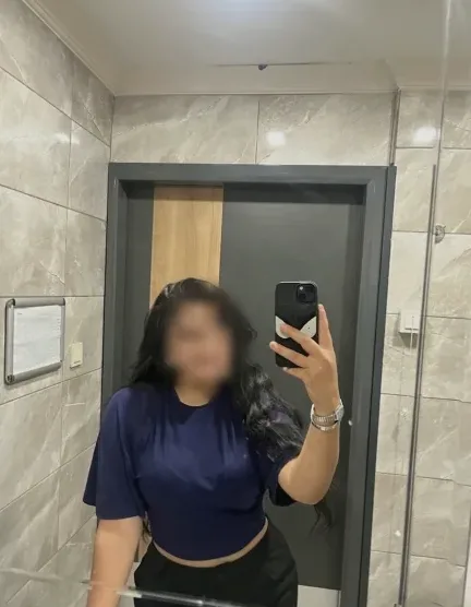 Romy, 20