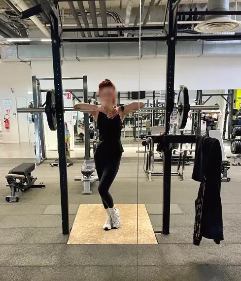 Saskia, 37