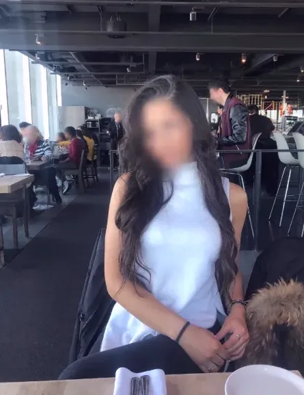 Simone, 36