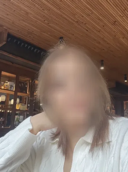 Zeynep, 40